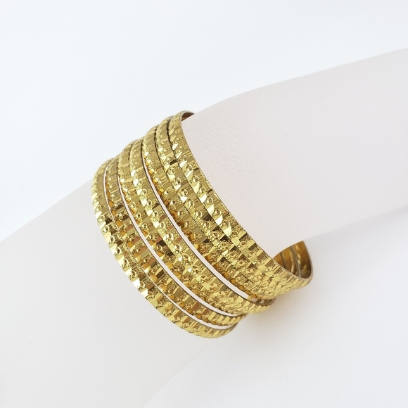 Child Bracelets Stacking Bangles Gold Tone Child Size - Picture 1 of 7